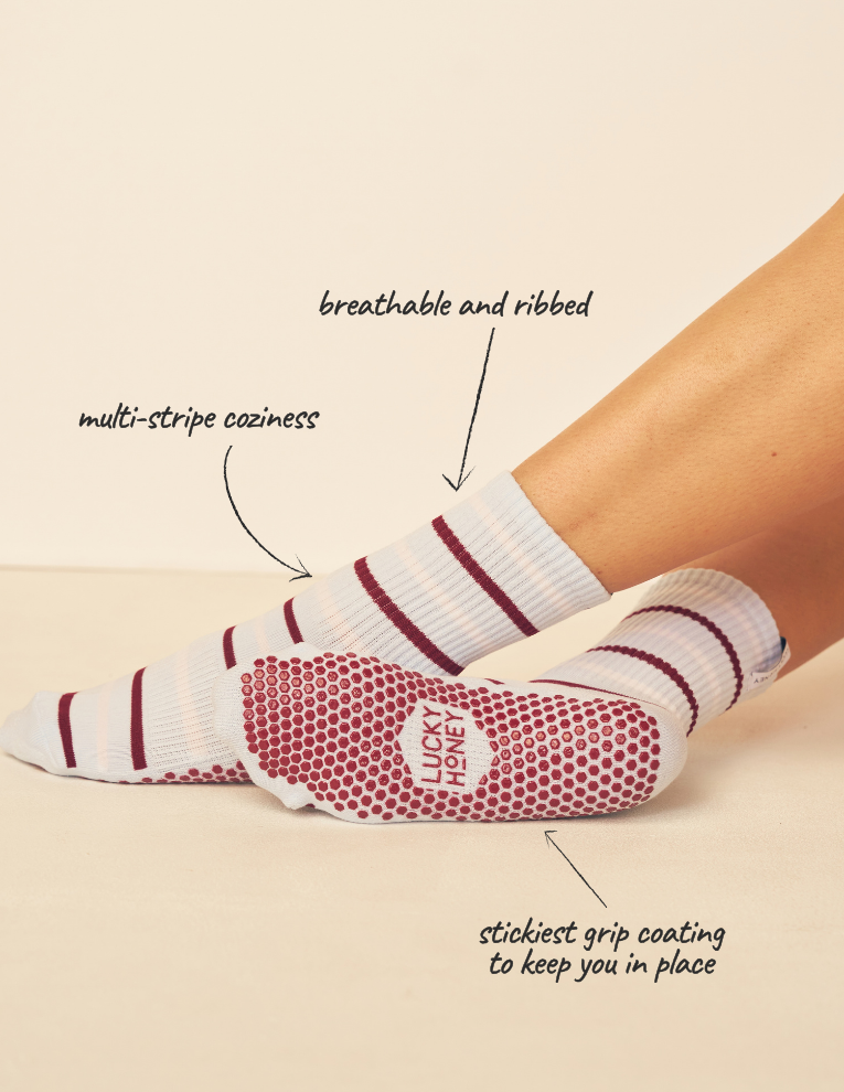 #color_Bordeaux White
