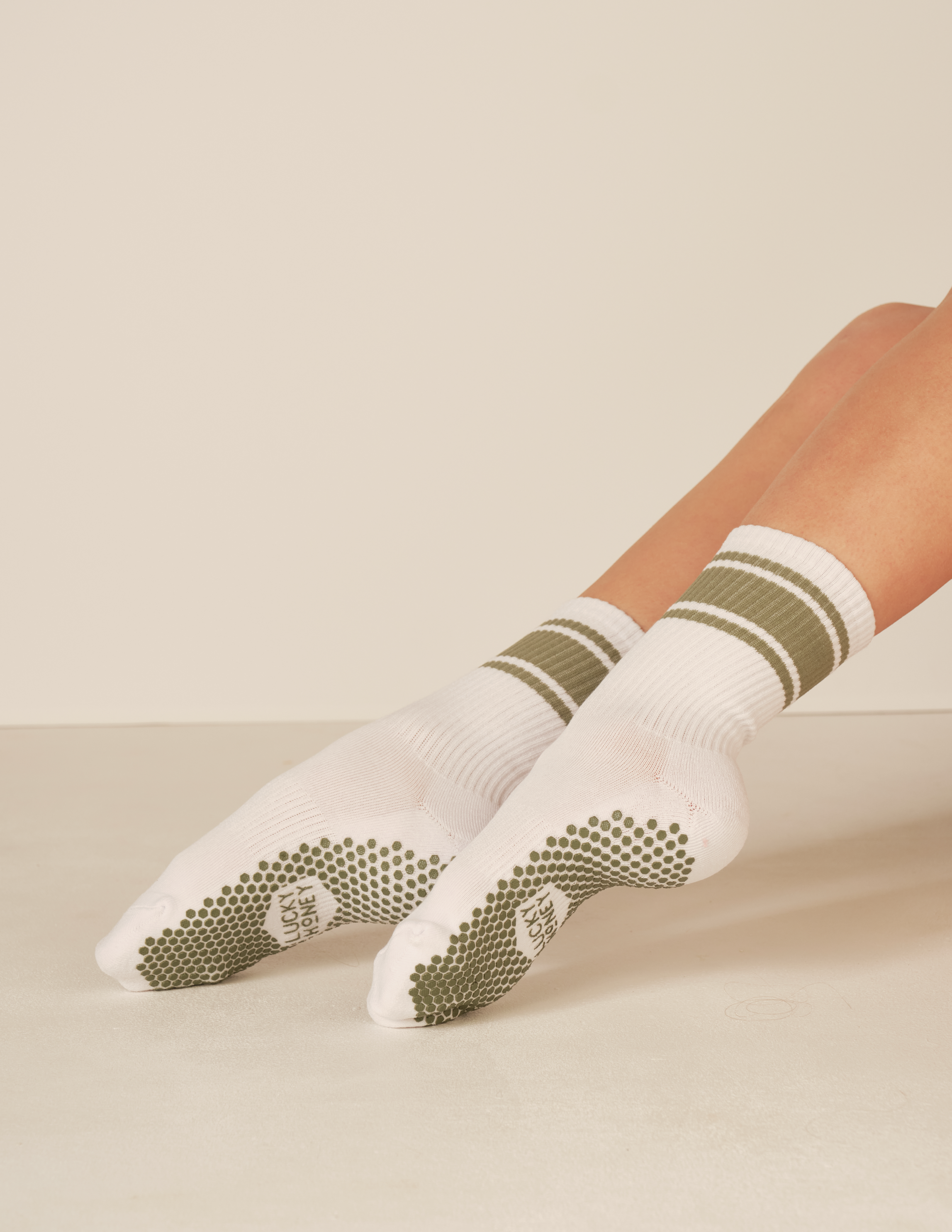 #color_White / Pistachio