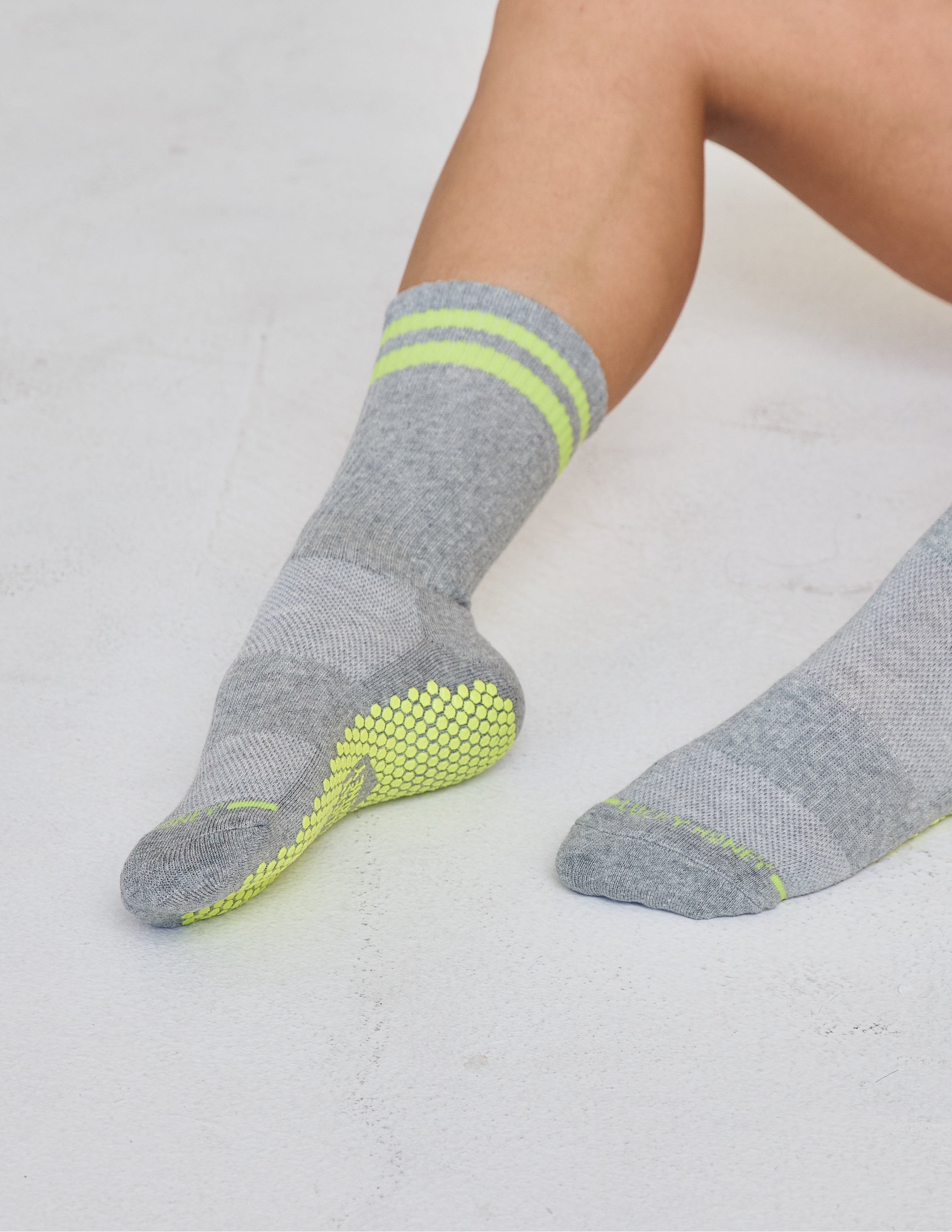 #color_Grey and Lime