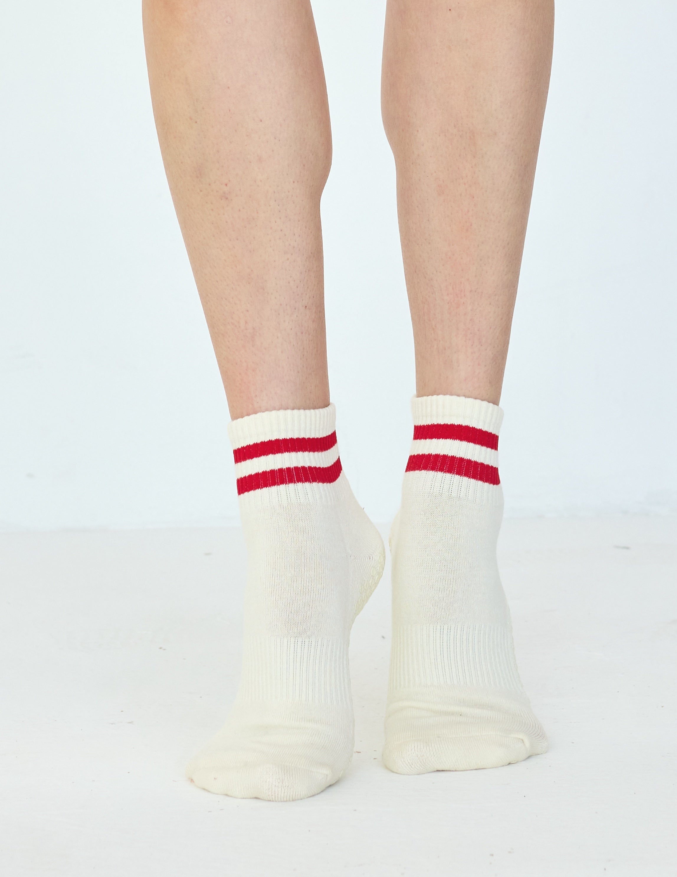 The Boyfriend Sock Off-White and Red
