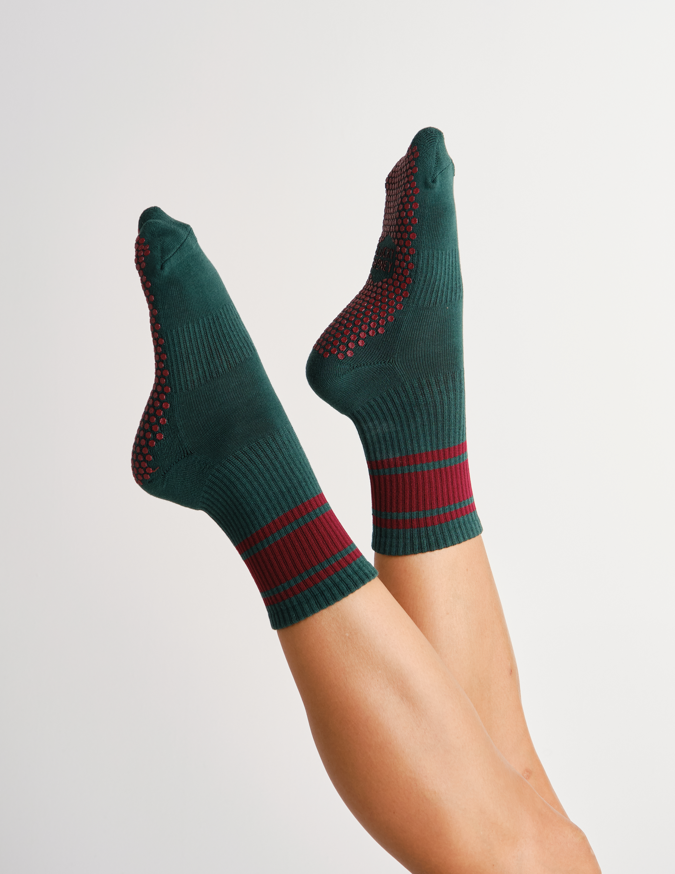 #color_Hunter and Burgundy